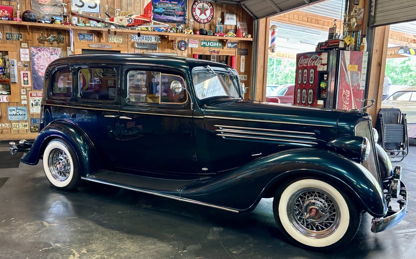 1935 Buick Series 40 4 dr sedan - photo 7