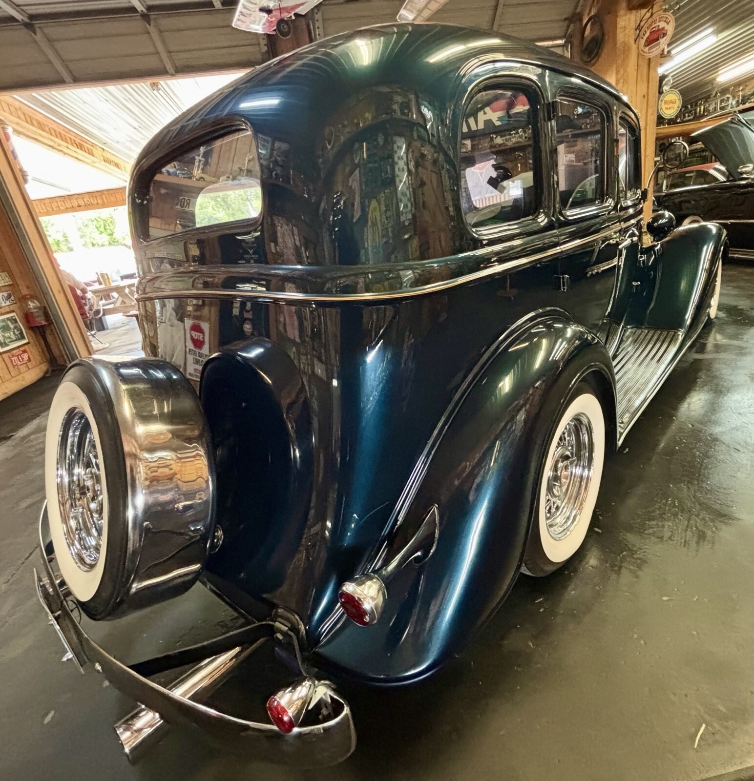 1935 Buick Series 40 4 dr sedan - photo 8