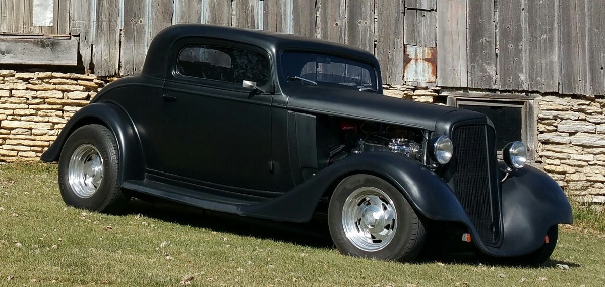 1935 Chevrolet Classic 3 Window 2 Door Coupe - photo 2