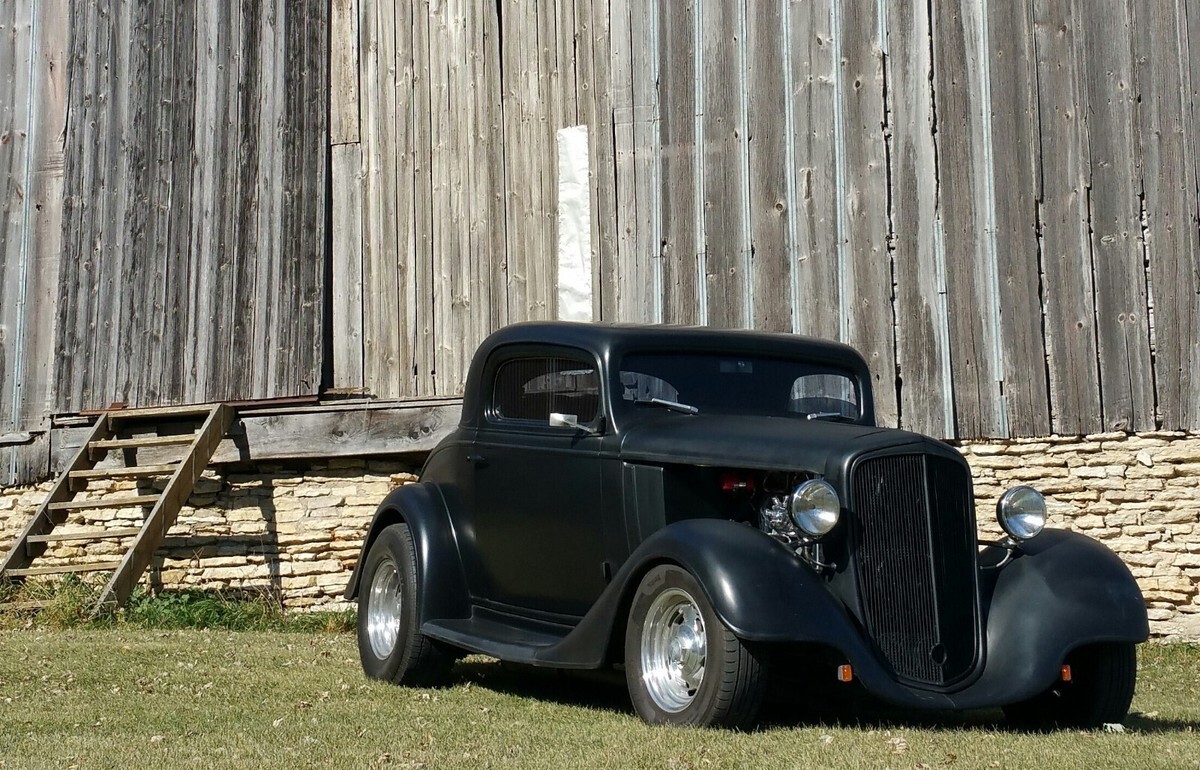 1935 Chevrolet Classic 3 Window 2 Door Coupe - photo 3