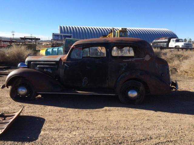1935 Chevrolet MASTER DELUXE 2 DOOR SUICIDE - photo 4