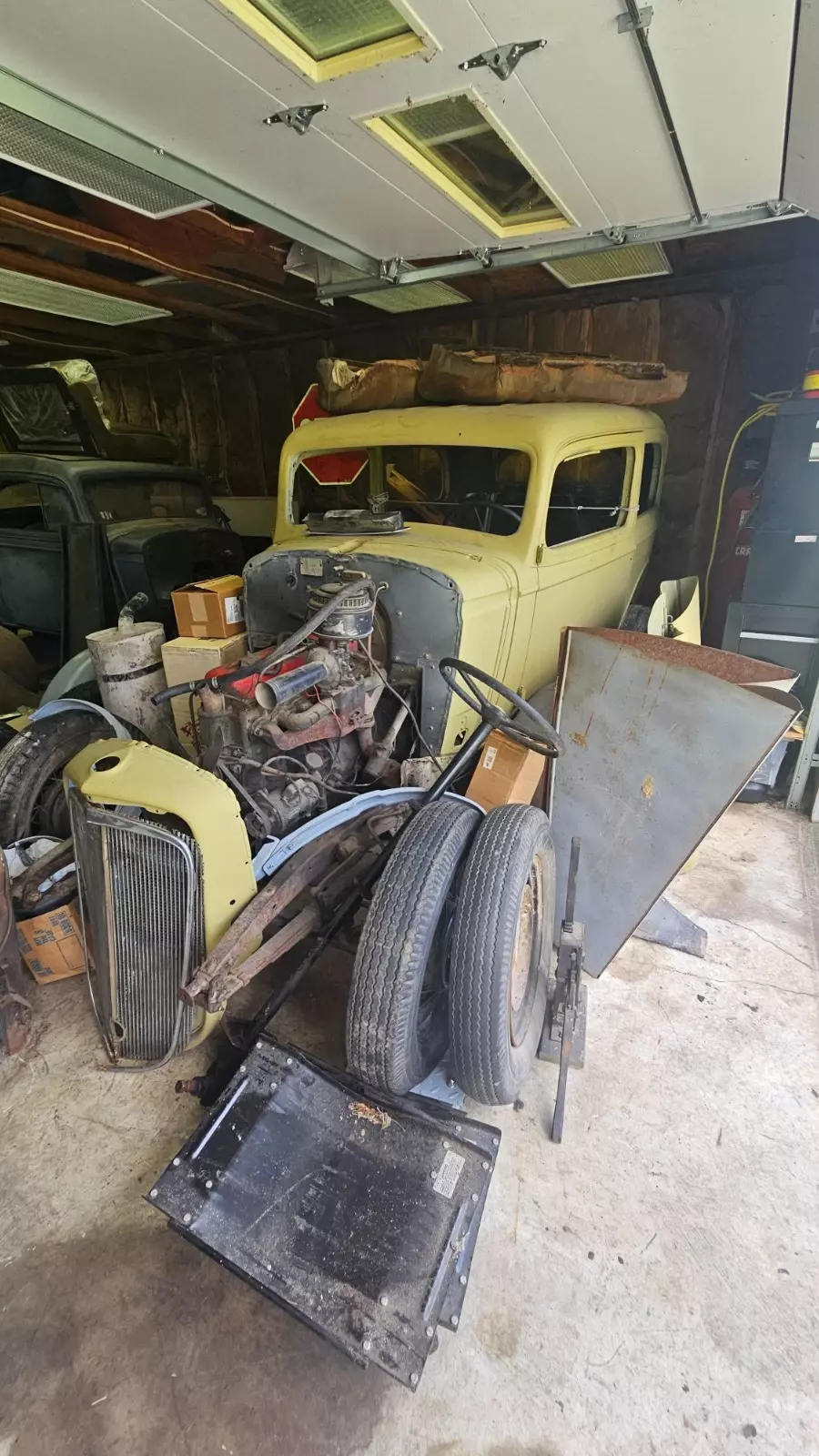 1935 Chevrolet Sedan - photo 9