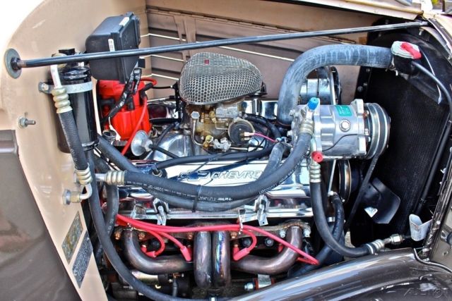 1935 Chevrolet Standard Sedan Custom Resto-Mod / Air-Ride / 350 V8 - photo 13