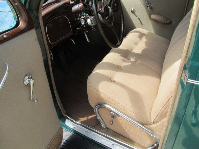 1935 Chrysler Airflow DeLuxe - photo 10