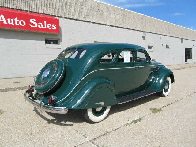 1935 Chrysler Airflow Series C-1 - photo 12
