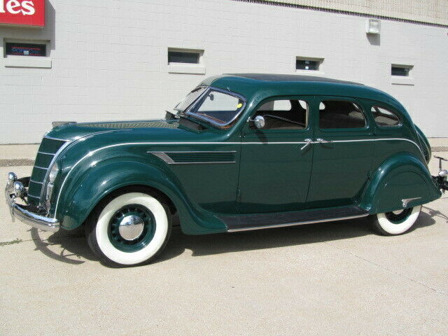 1935 Chrysler Airflow Series C-1 - photo 3