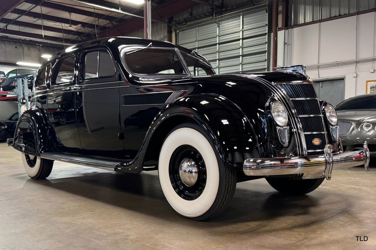 1935 Chrysler Imperial Airflow Series C-2 Sedan - photo 12