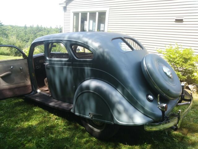 1935 DeSoto - photo 4