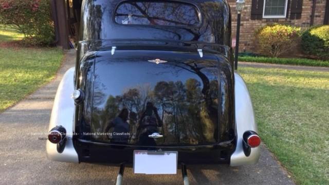 1935 Dodge 4 Door Sedan - photo 8