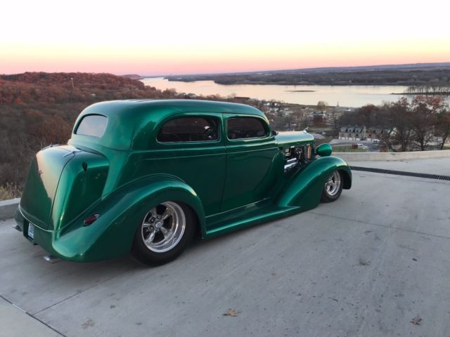 1935 Dodge Custom - photo 2