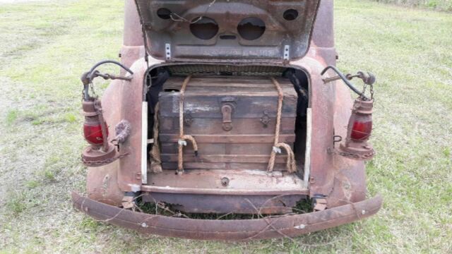 1935 Ford Model A - photo 5