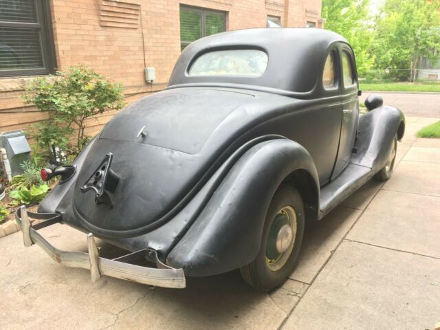 1935 Ford 48 Deluxe - photo 4
