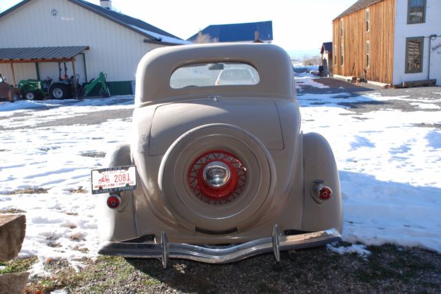 1935 Ford Other Deluxe - photo 2