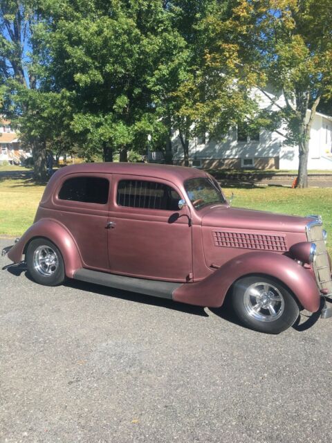 1935 Ford Model 48 - photo 2