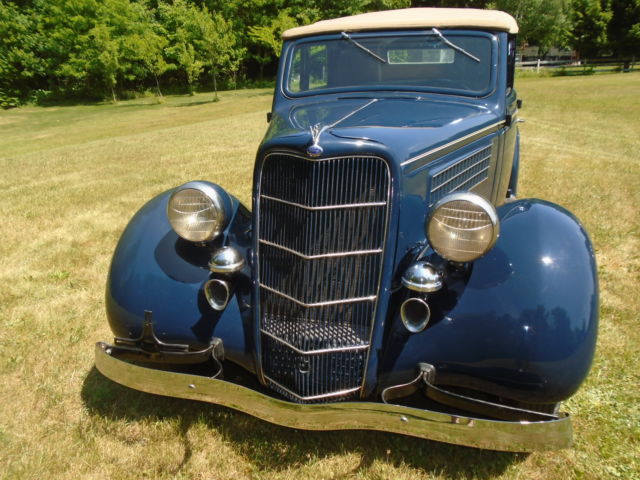 1935 Ford CONVERTIBLE SEDAN - photo 9