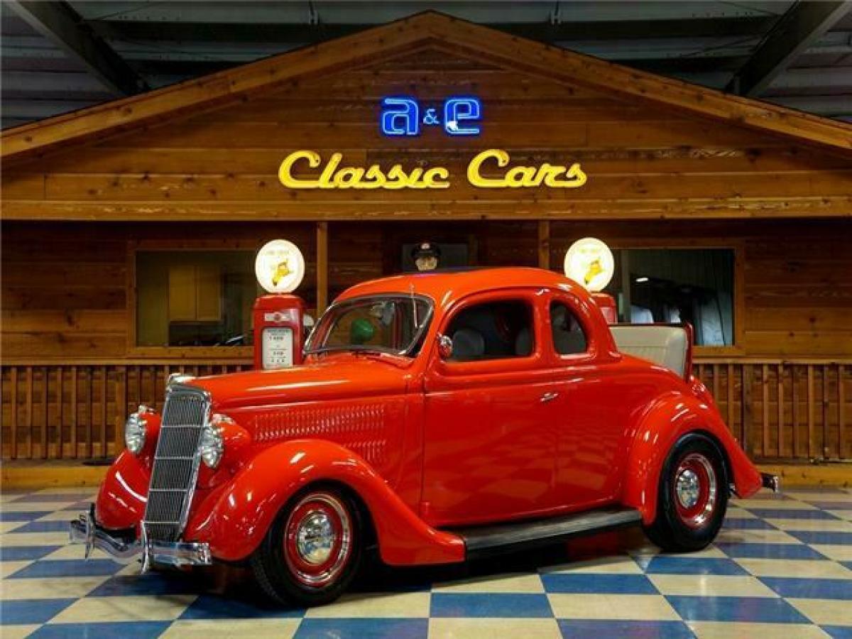 1935 Ford Coupe 5 Window Steel Body – Red 1935 Ford Coupe 5 Window Steel Body