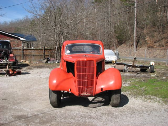 1935 Ford Coupe - photo 2