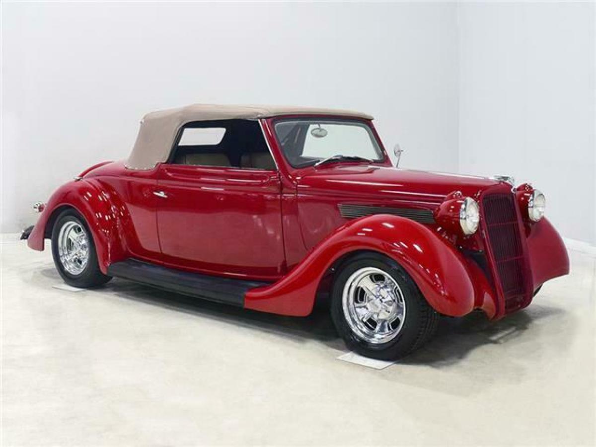 1935 Ford Deluxe - photo 6