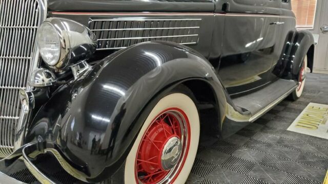 1935 Ford Deluxe 5 Window Coupe Rumbleseat - photo 8
