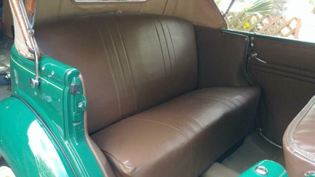 1935 Ford Deluxe Phaeton - photo 11