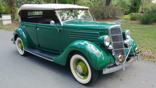 1935 Ford Deluxe Phaeton - photo 3