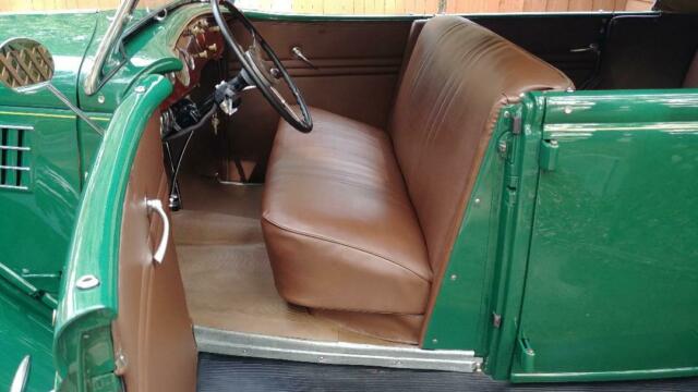 1935 Ford Deluxe Phaeton - photo 5
