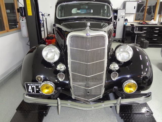 1935 Ford Deluxe - photo 4