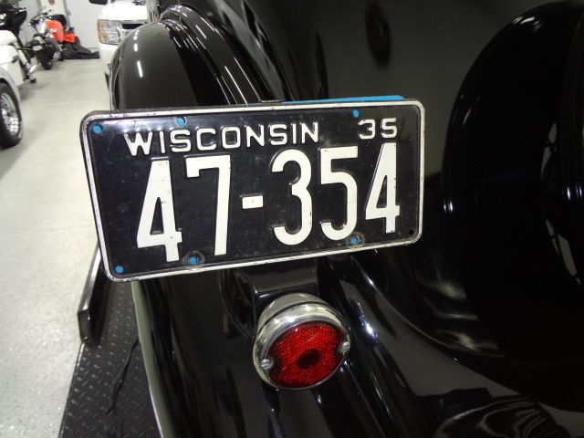 1935 Ford Deluxe - photo 5