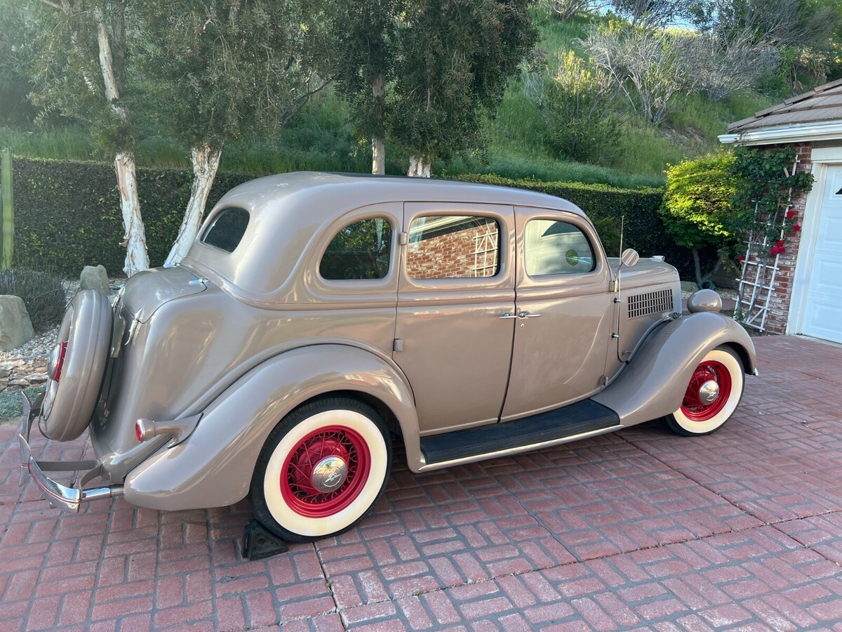 1935 Ford Fordor Model 48 Trunkback Sedan Correct, Ground Up Restoration - photo 5