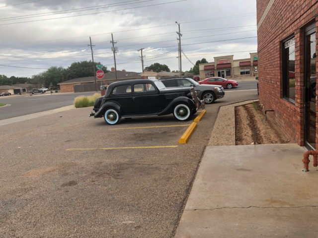 1935 Ford Other Delux - photo 2