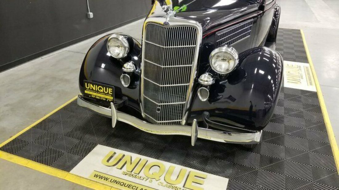 1935 Ford Model 48 Slantback Sedan - photo 10
