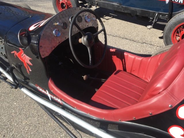 1935 FORD SPEEDSTER/RACER BOAT TAIL - photo 3