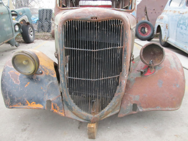 1935 Ford Panel Truck - photo 4