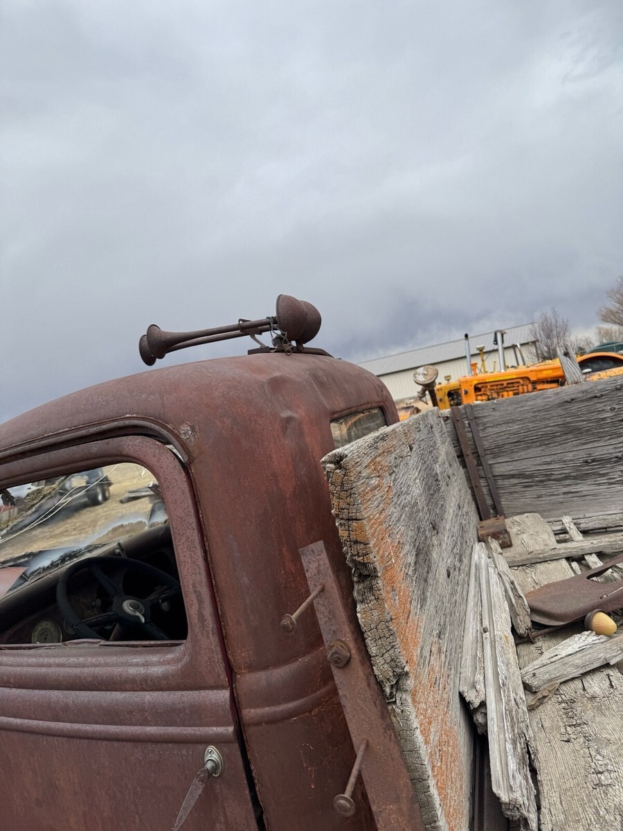 1935 Ford Pickup - photo 3