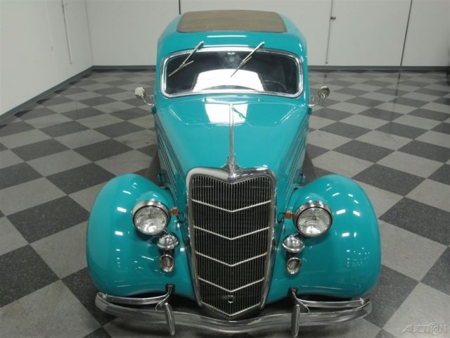 1935 Ford Sedan Delivery - photo 6