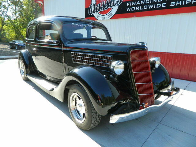 1935 Ford Tudor Hot Rod - photo 2