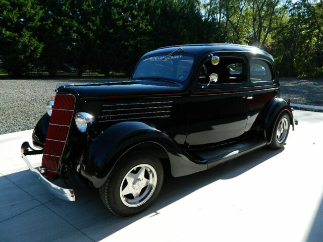 1935 Ford Tudor Hot Rod - photo 4