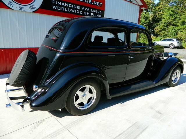 1935 Ford Tudor Hot Rod - photo 8