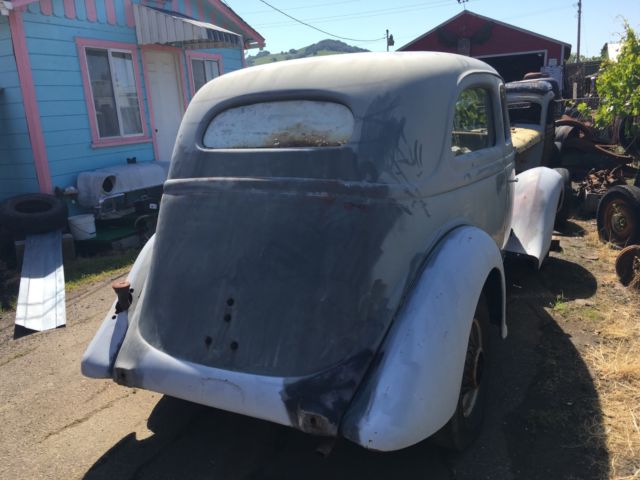 1935 Ford sedan - photo 8