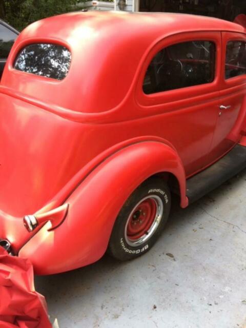 1935 Ford TUDOR SEDAN - photo 2