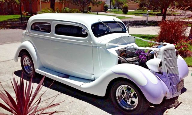 1935 Ford Tudor Street Rod - photo 9