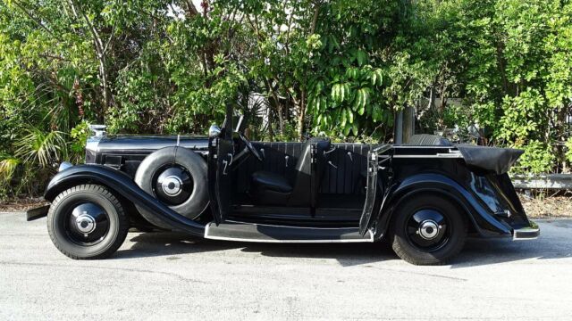 1935 Lincoln Town Car - photo 9