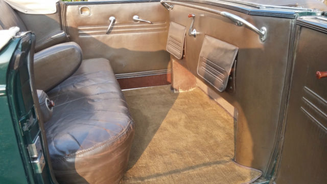 1935 Lincoln Lebaron conv sedan with roll up division window - photo 10