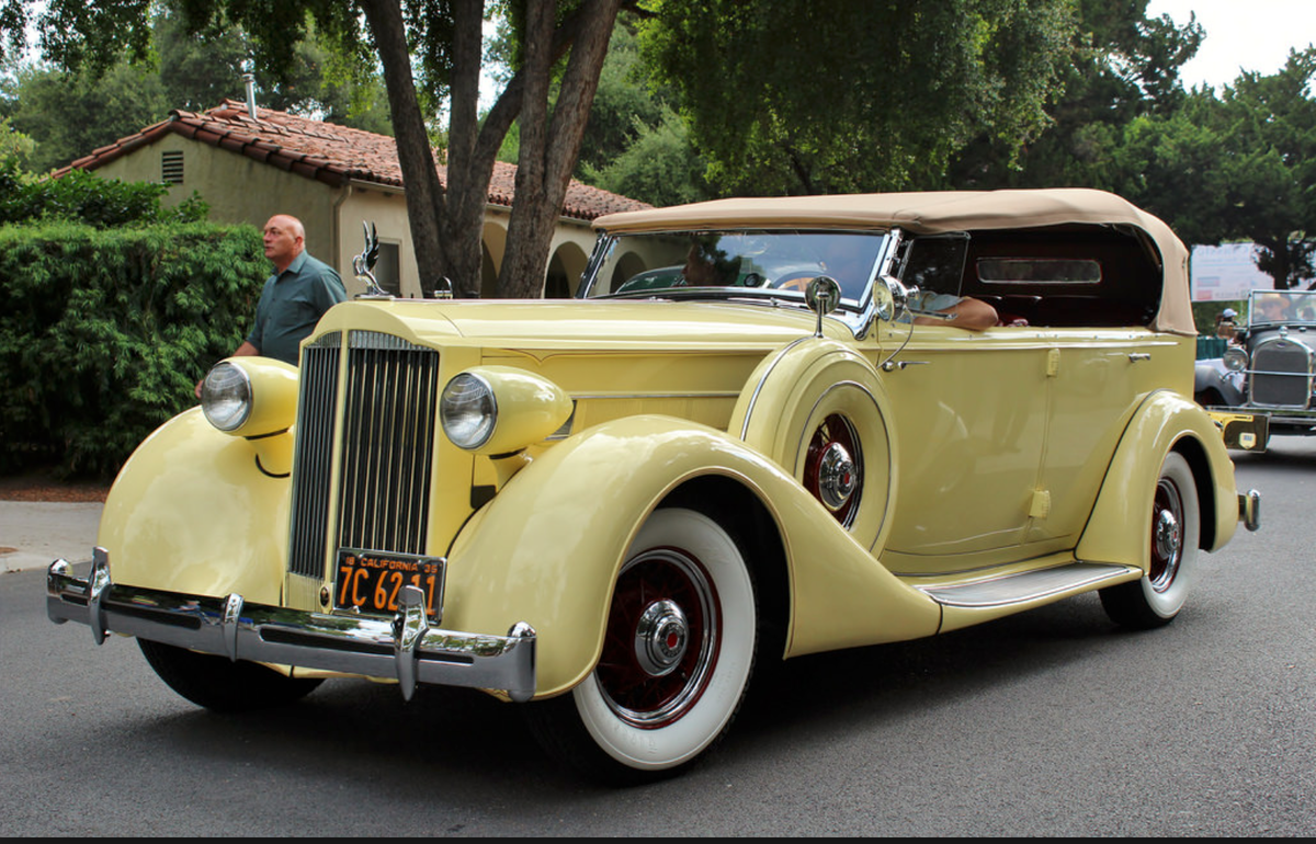 1935 Packard 1201 - photo 4