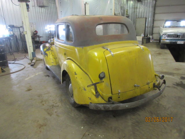 1935 Plymouth 4 door sedan - photo 4