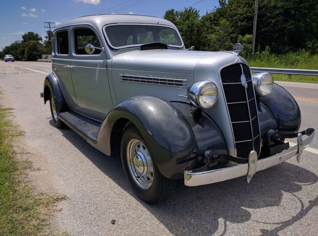 1935 Plymouth PJ Four Door Sedan Deluxe - photo 4