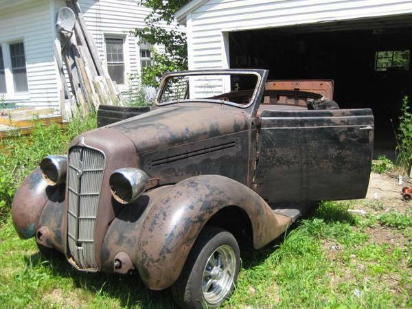 1935 Plymouth 2 door rumbleseat convertible - photo 2