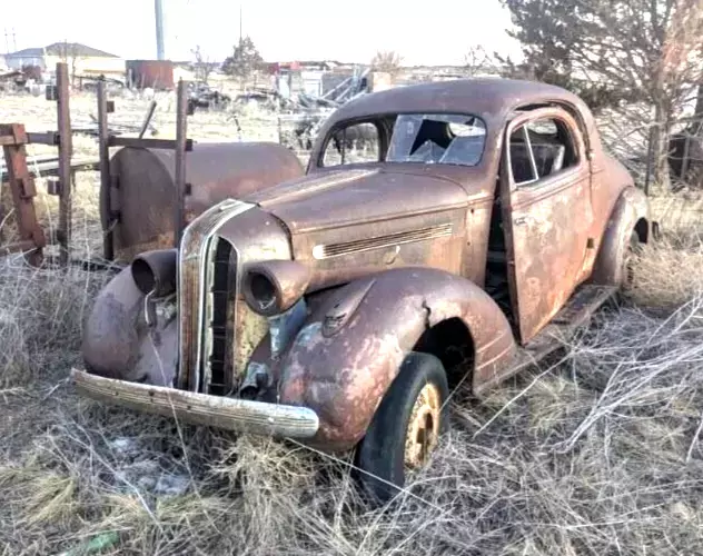 1935 Pontiac 3 window Coupe with Rumble Seat & Suicide Doors Matching Numbers 1935 Pontiac Coupe