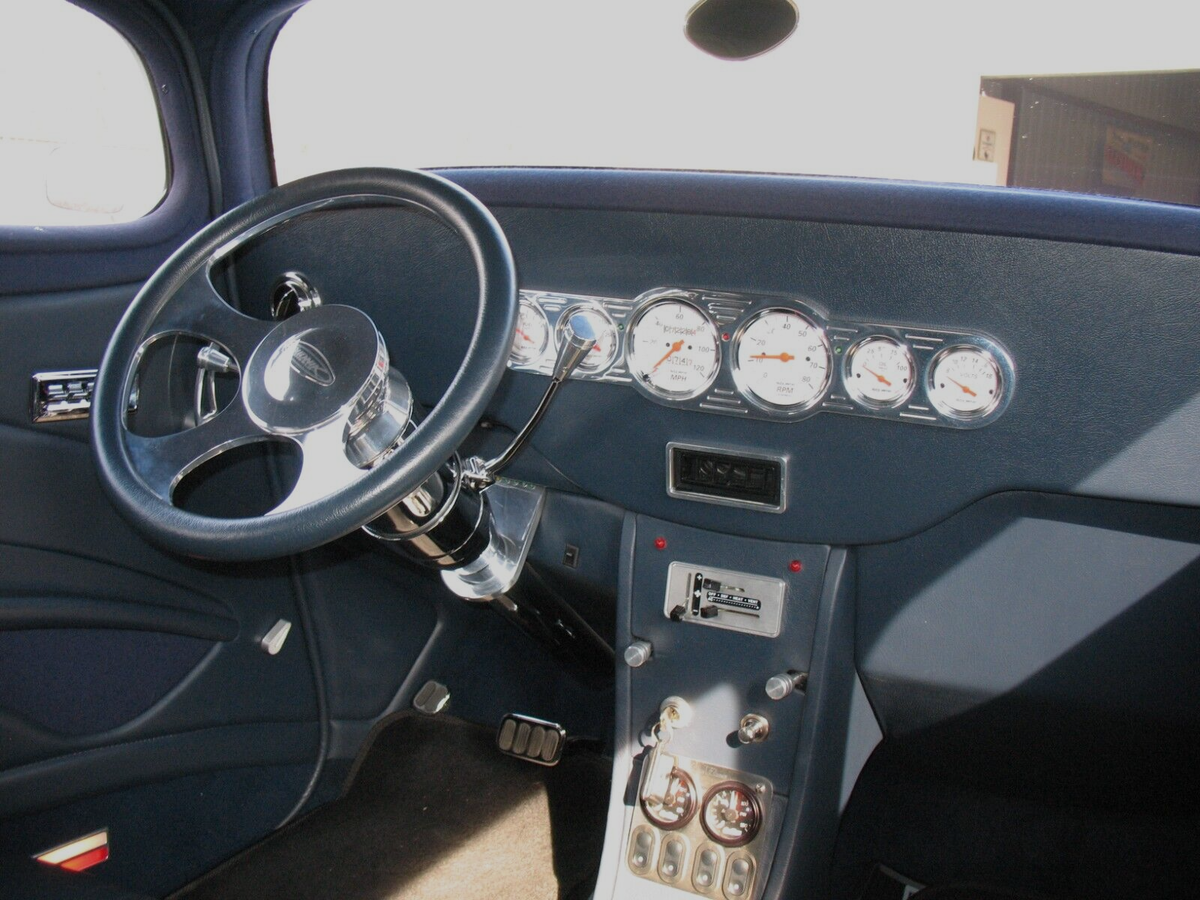 1935 Studebaker - photo 9