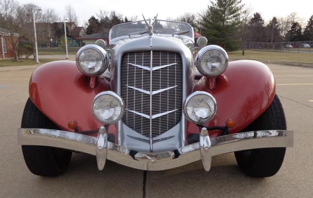 1936 Cord BOAT TAIL SPEEDSTER -- - photo 4
